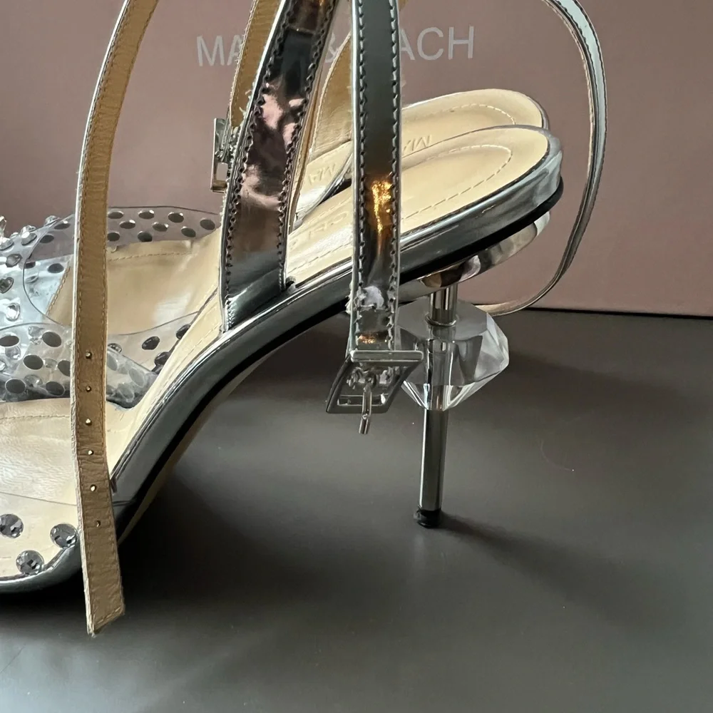 SOLD Mach & Mach Double Diamond Heels - Picture 8 of 9